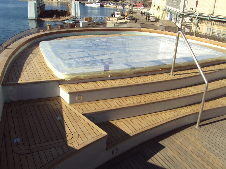 Hidromasažni brodski- yacht bazeni