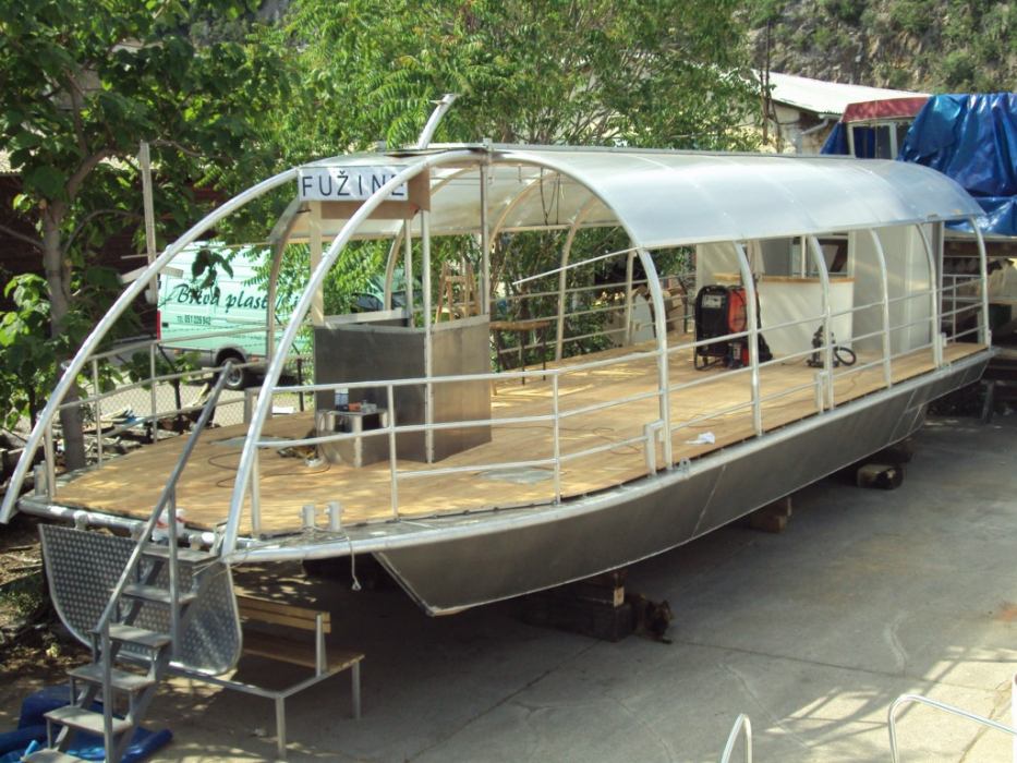 Izrada aluminijskog broda za  prijevoza putnika na jezeru Bajer